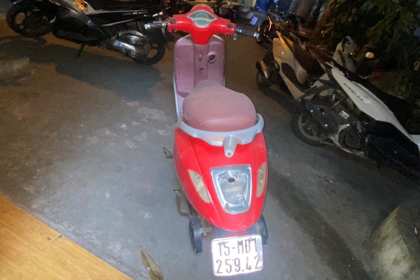 Cơ quan CSĐT Công an quận Lê Chân tìm người liên quan đến phương tiện (xe máy điện Dibao BKS: 15MĐ1-259.42)